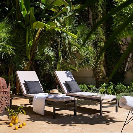 Pajaro Rebelde Bed & Breakfast Seville Exterior photo