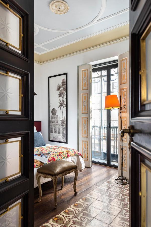 Pajaro Rebelde Bed & Breakfast Seville Exterior photo