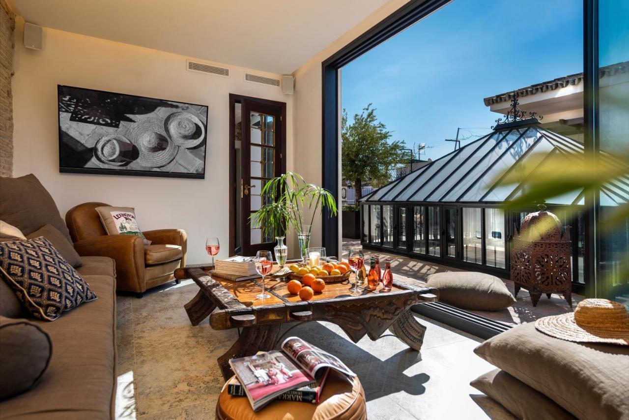 Pajaro Rebelde Bed & Breakfast Seville Exterior photo