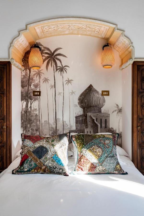 Pajaro Rebelde Bed & Breakfast Seville Exterior photo