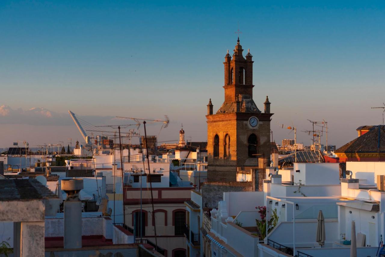Pajaro Rebelde Bed & Breakfast Seville Exterior photo