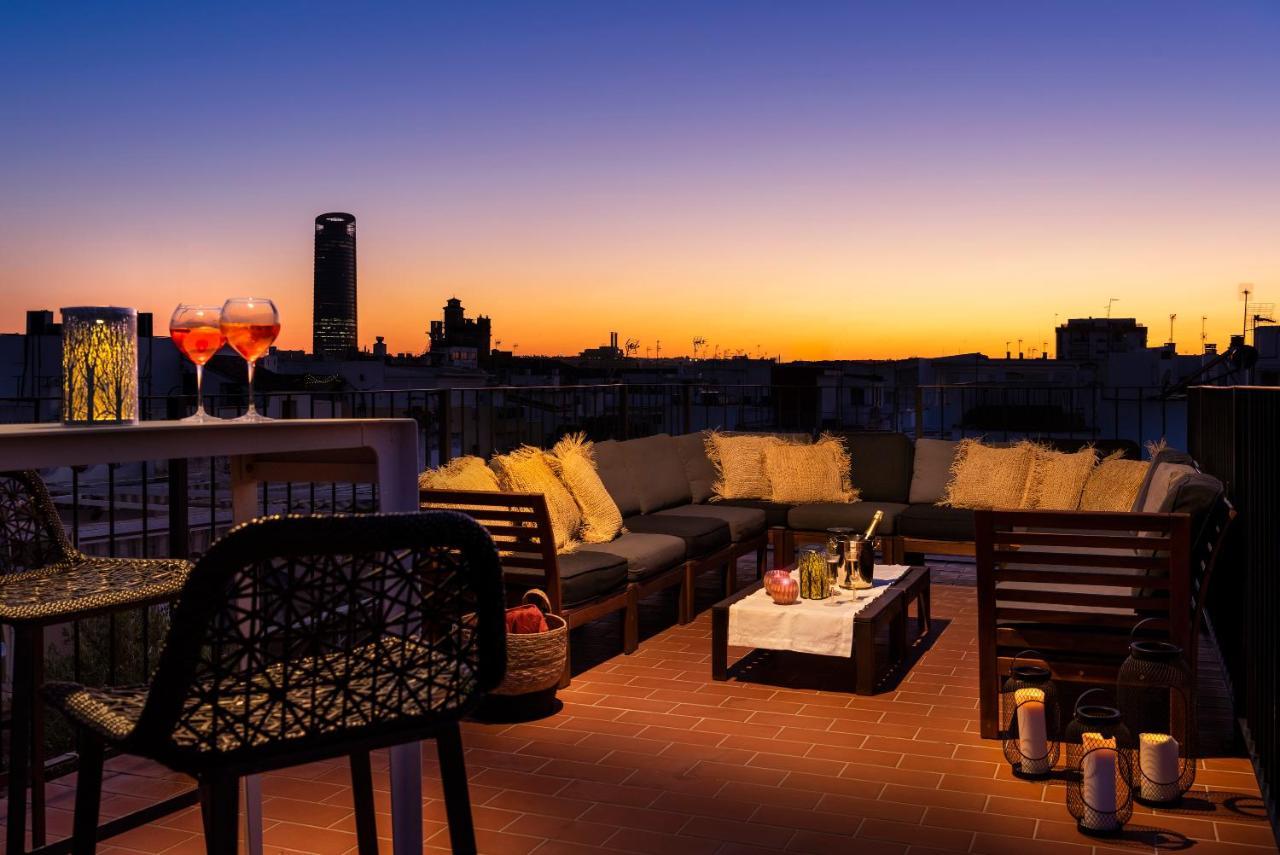 Pajaro Rebelde Bed & Breakfast Seville Exterior photo