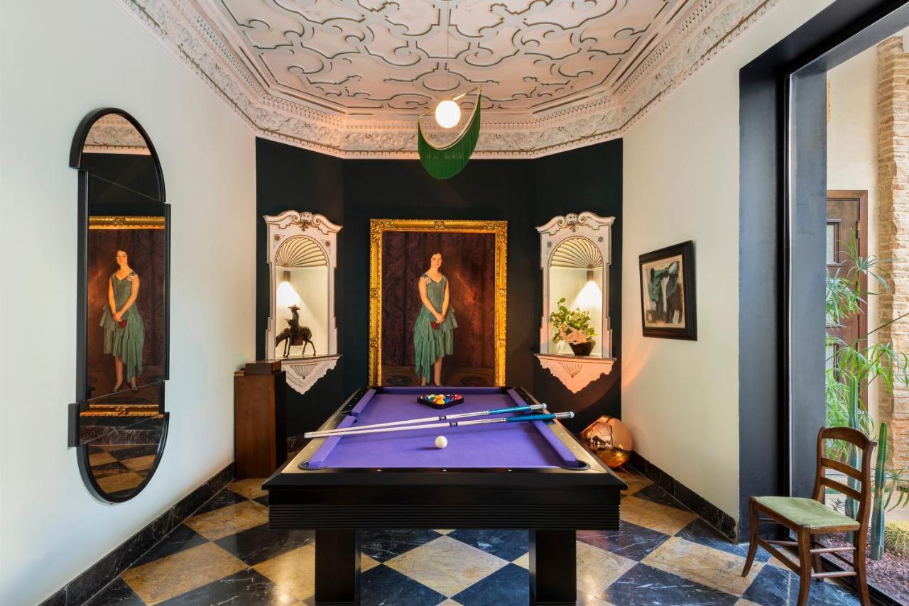 Pajaro Rebelde Bed & Breakfast Seville Exterior photo